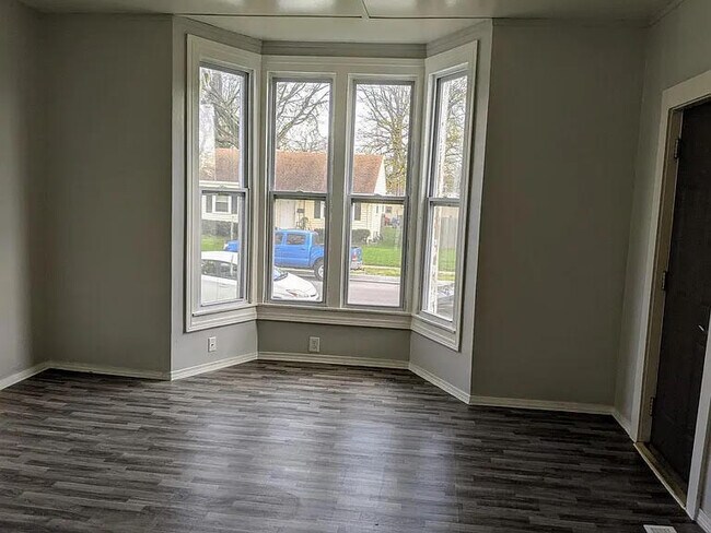 Foto del edificio - 2103 N 19th St