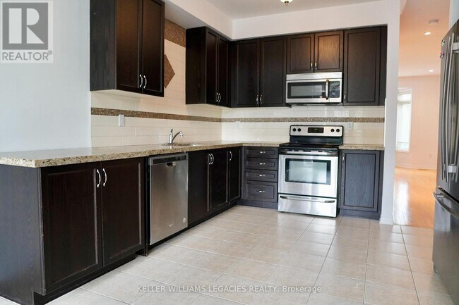 Building Photo - 7178 Triumph Ln