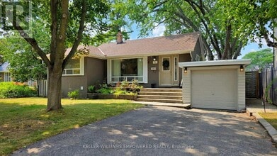 Building Photo - 30 Paperbirch Dr