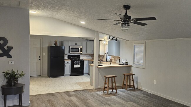 Foto del edificio - 715 Sabine St