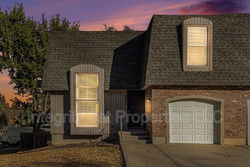 Foto principal - 3500 NE 72nd Terrace