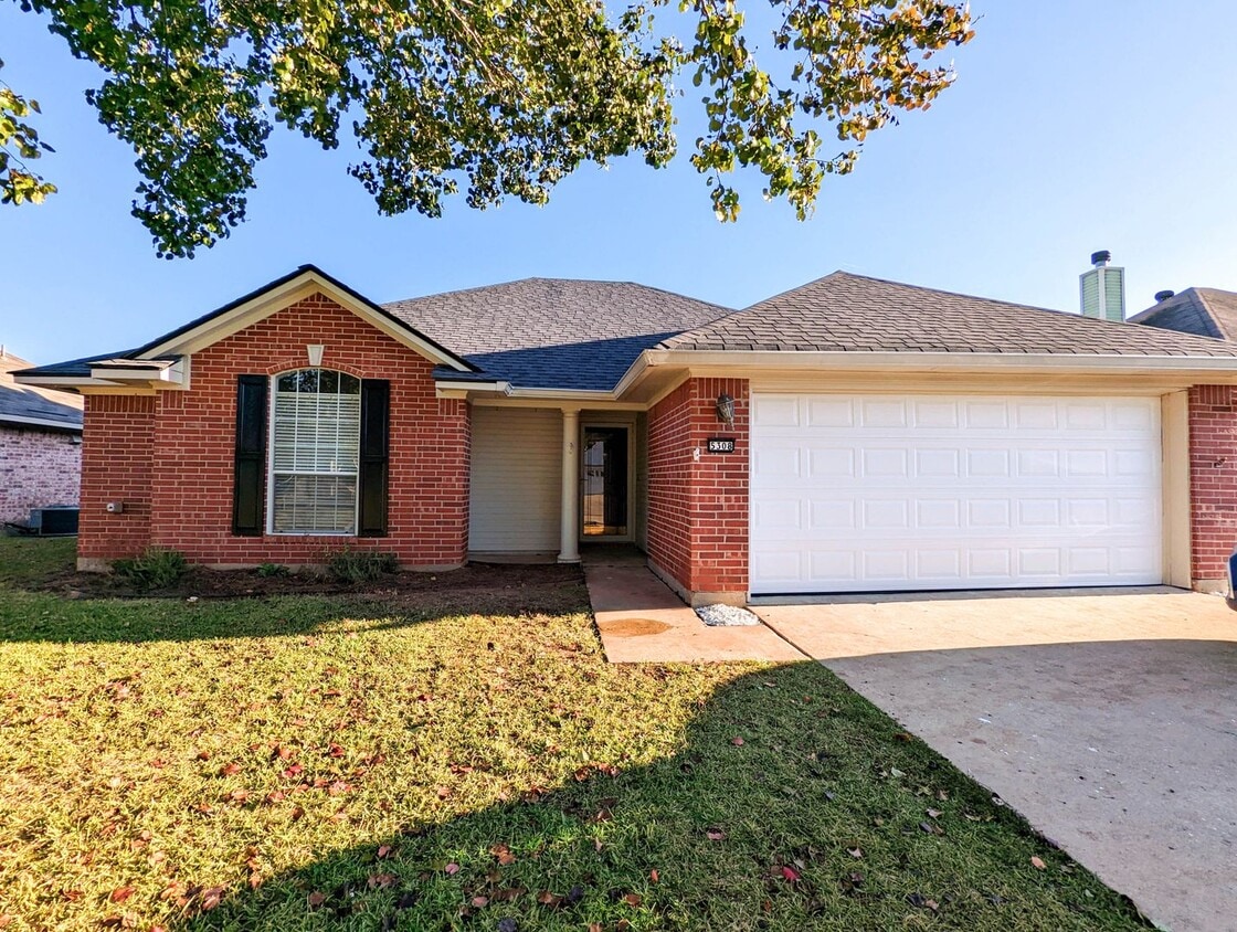 Foto principal - Move-in Ready 3 bed/ 2 bath home in South Bossier