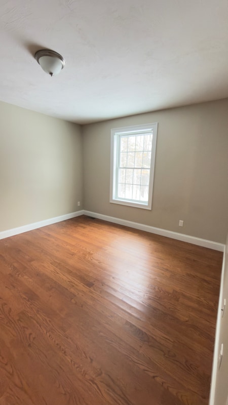 Building Photo - 22 W Shore Park Rd