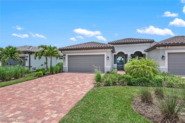 Building Photo - 12041 Canal Grande Dr