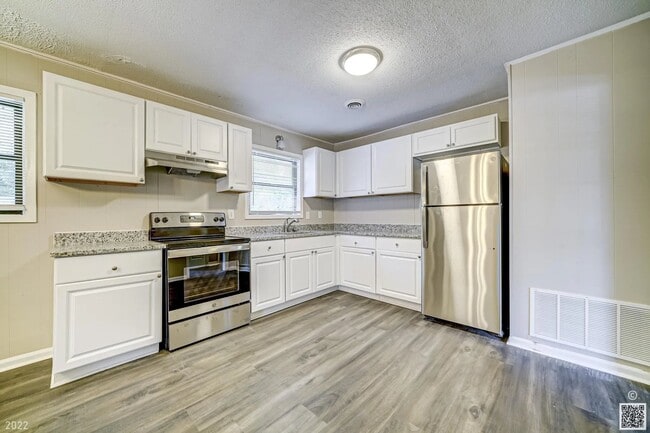 Building Photo - 3136 Truxton Rd