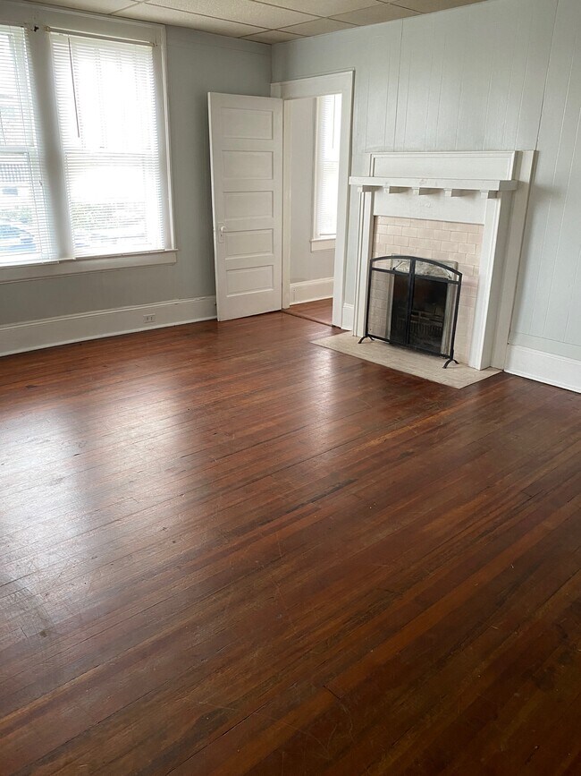 Foto del edificio - 220 W End Blvd