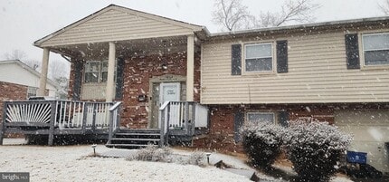 Building Photo - 14820 Darbydale Ave