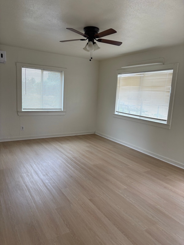 Foto del edificio - 15933 W Hanford Armona Rd