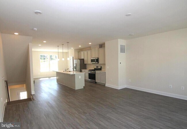 Building Photo - 15260 Wilson Creek Rd