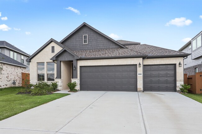 Building Photo - 2423 Seneca Lk Dr