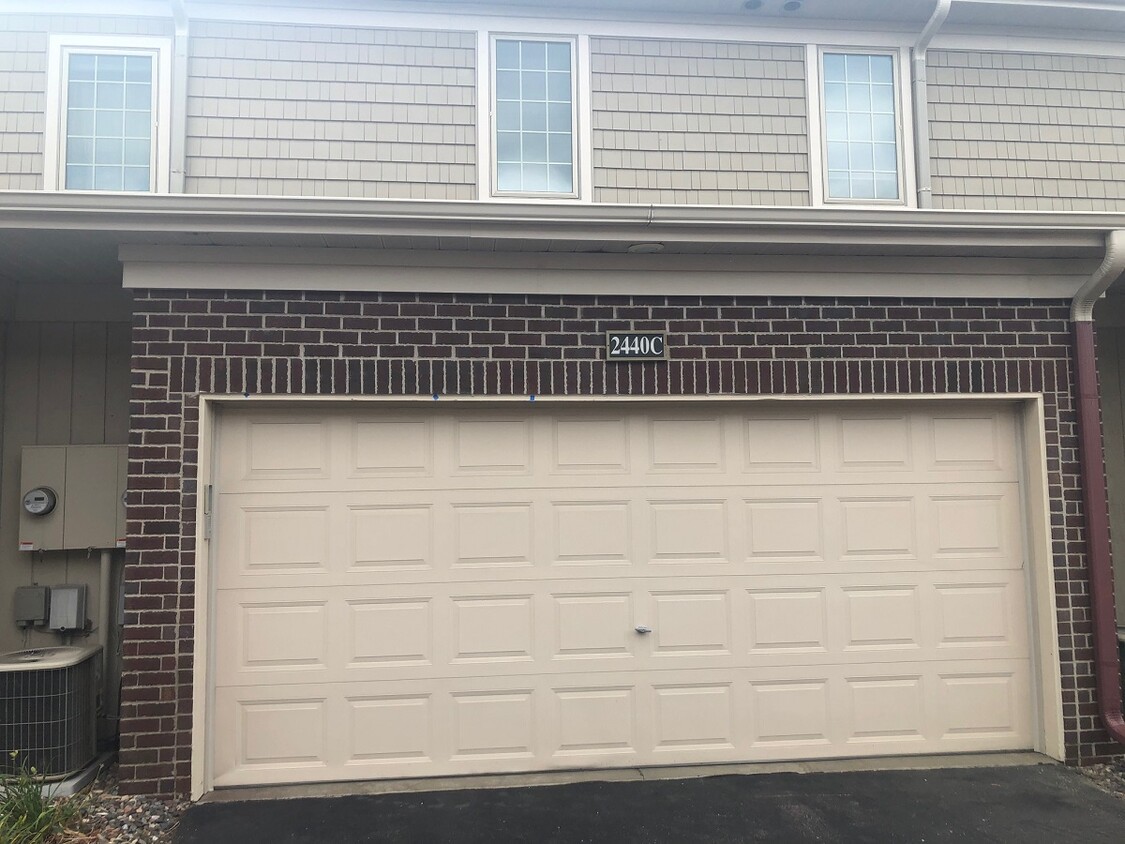 Foto principal - 2440 119th Ct NE