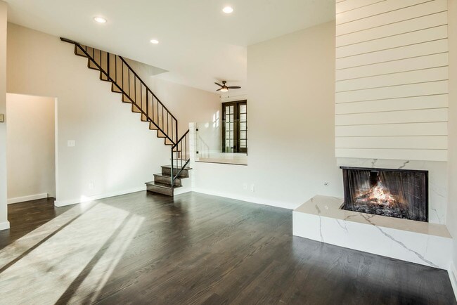 Foto del edificio - 1501 Artesia Blvd