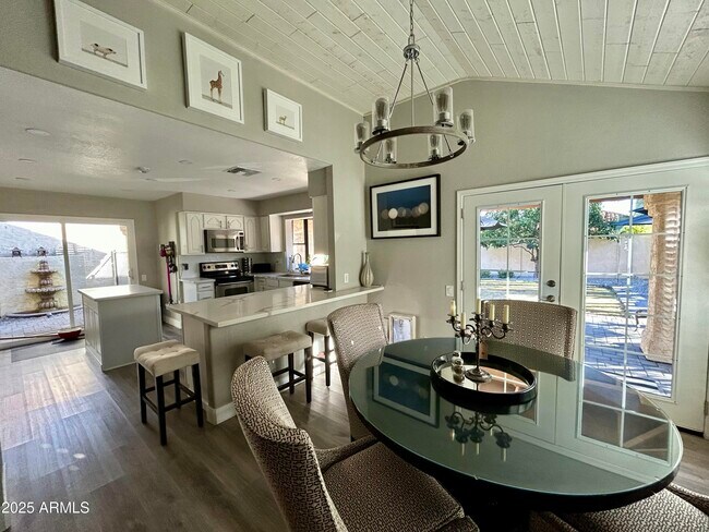 Foto del edificio - 9991 E Purdue Ave