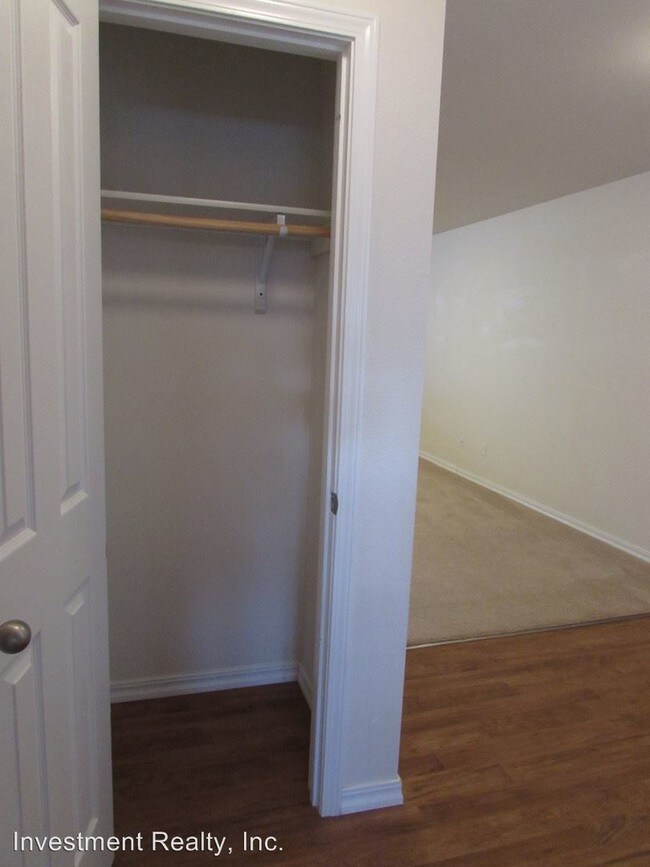 Foto del edificio - 104 Andrews Dr