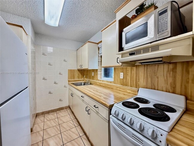 Foto del edificio - 424 SW 7th St
