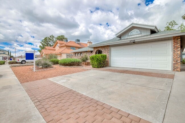 Building Photo - Beautiful Brick House