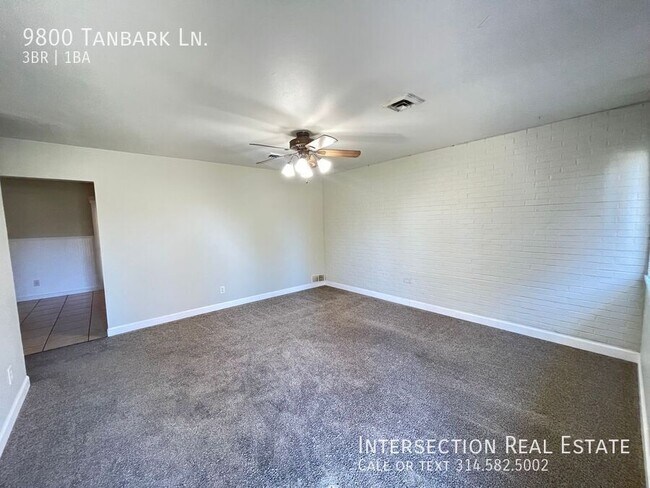 Building Photo - 9800 Tanbark Ln