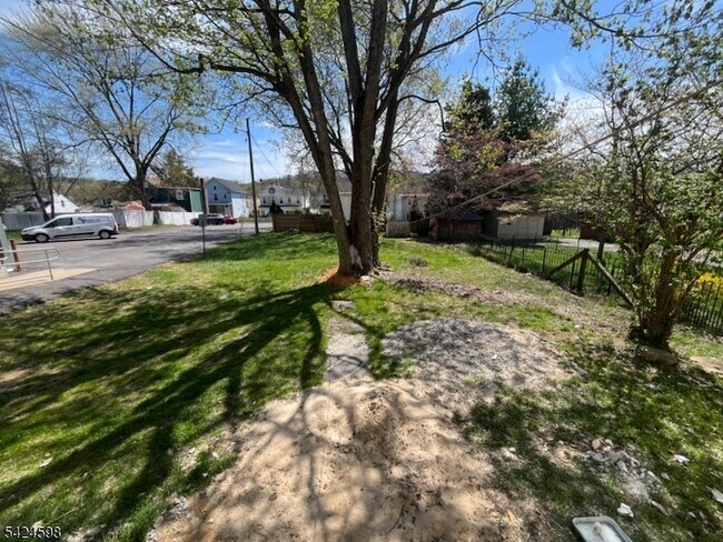 Foto del edificio - 155 W Washington Ave