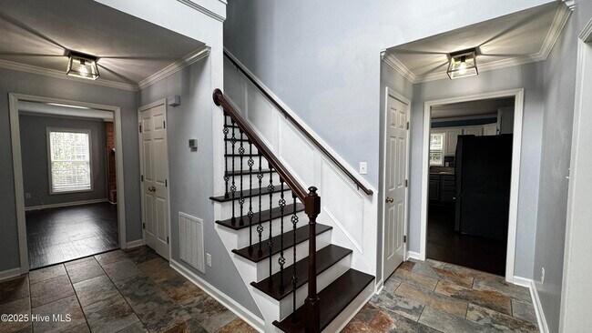 Foto del edificio - 232 Newport Drive