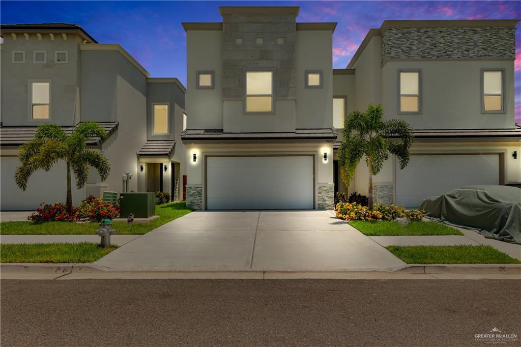 Primary Photo - 2213 Corales St