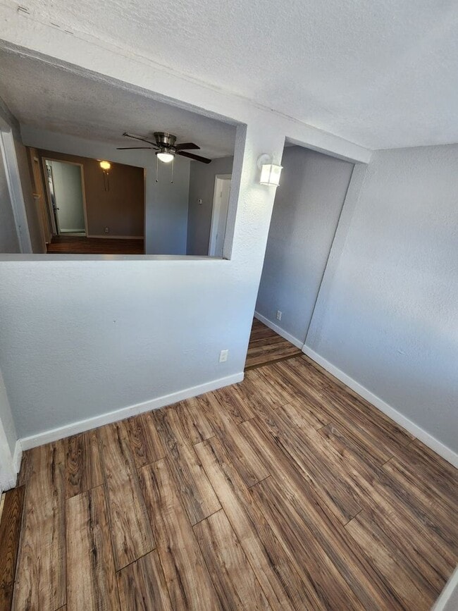 Building Photo - Welcome to Clearwater!!!!