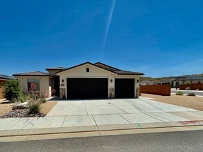 Building Photo - 760 N 2840 W