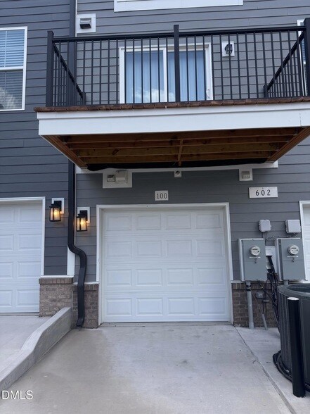Foto del edificio - 602 Market Grove Dr