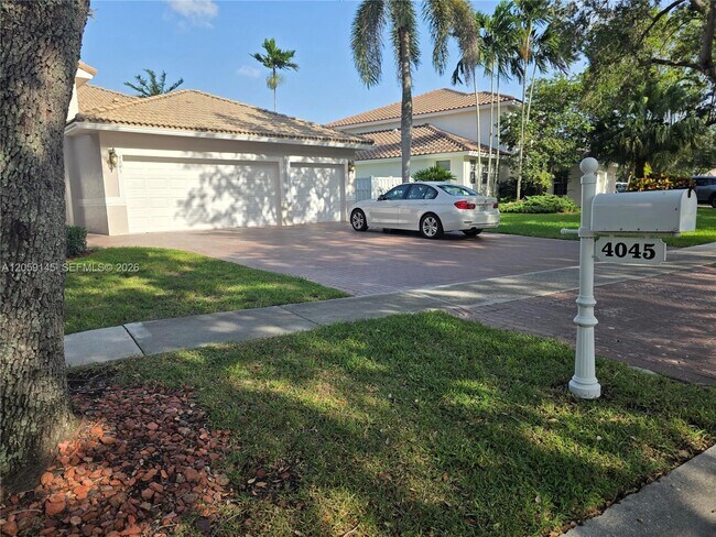 Foto del edificio - 4045 SW 151st Terrace