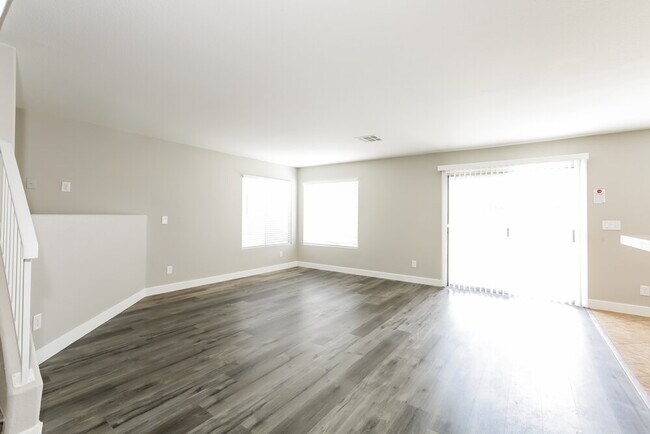 Foto del edificio - 8652 W Majestic Pine Ave