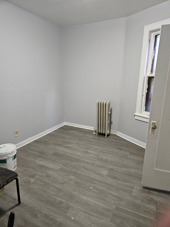 Foto del edificio - 1912 E 79th St