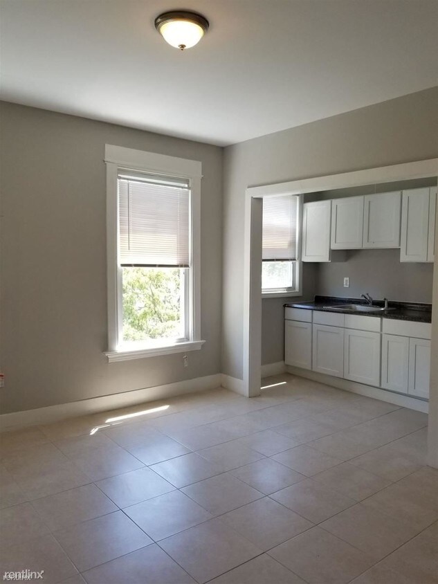 Foto del edificio - 3 br, 1 bath  - 20 Howard Ave