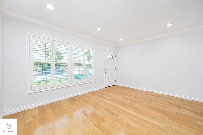 Building Photo - Bright 3BR Rosemead Rental: Self-Contained Unit with Private Entry & Driveway Parking