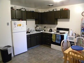 Building Photo - 469 N 100 E