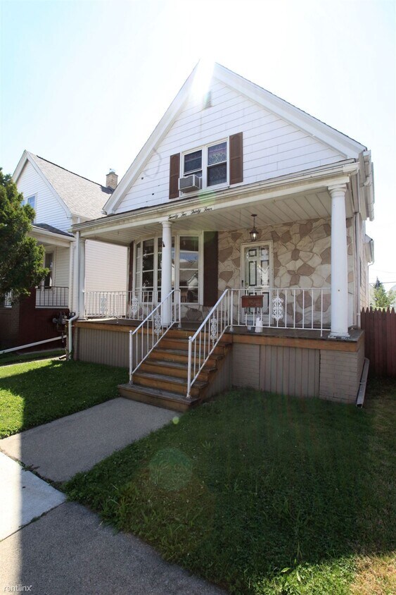 Primary Photo - 2234 Evaline St