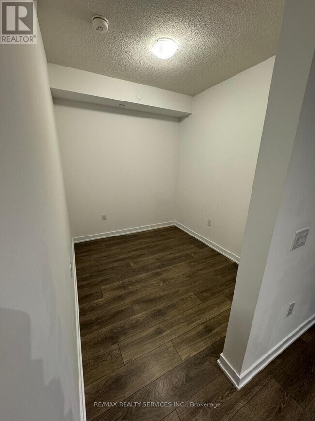 Photo du bâtiment - 38 Honeycrisp Cres