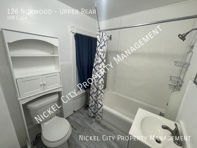 Building Photo - 126 Norwood Ave