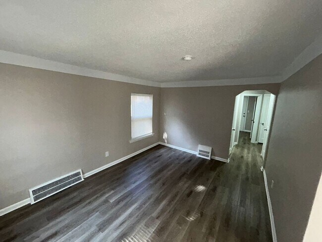 Foto del edificio - 3 Bedroom Bungalow Coming Soon