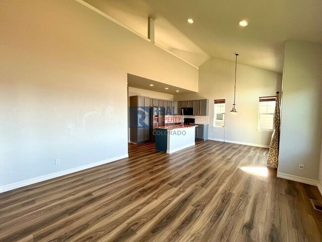 Building Photo - 7665 Buckeye Tree Ln