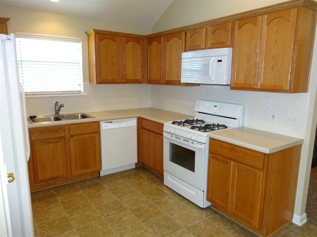 Building Photo - 15100 Sabal Palm Road