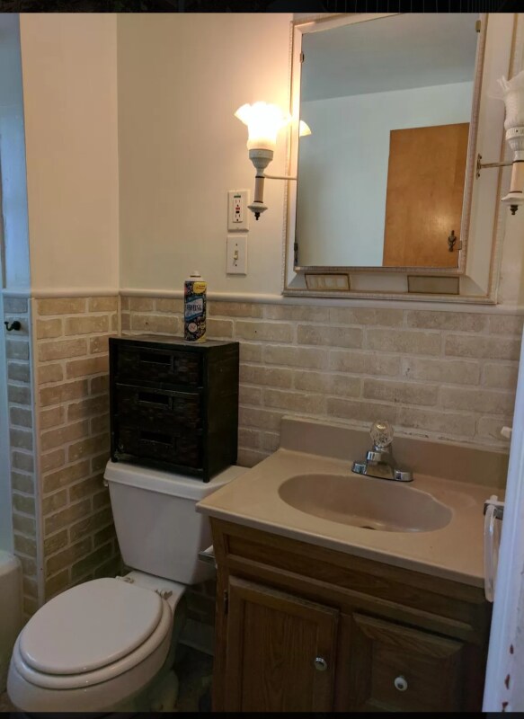 Foto del edificio - 4715 Yorkshire Rd