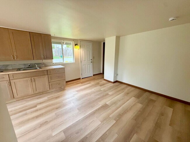 Foto del edificio - Clean and cozy cabin in Suquamish.