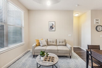 Building Photo - 13555 Cullen Blvd