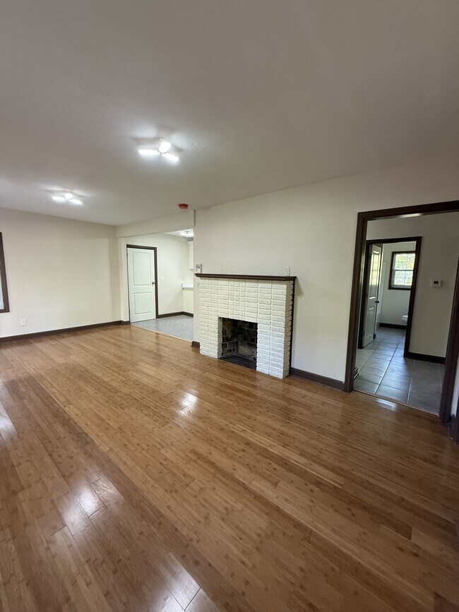 Foto del edificio - 617 8th Ave