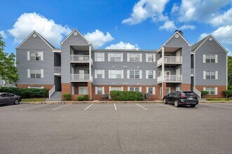 Building Photo - 102 Piccadilly Ln