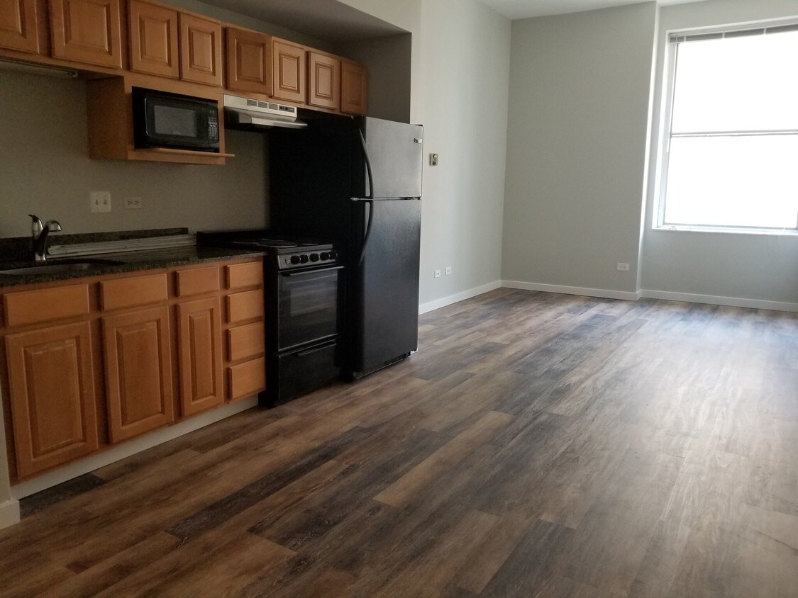Foto principal - 55 E Washington St