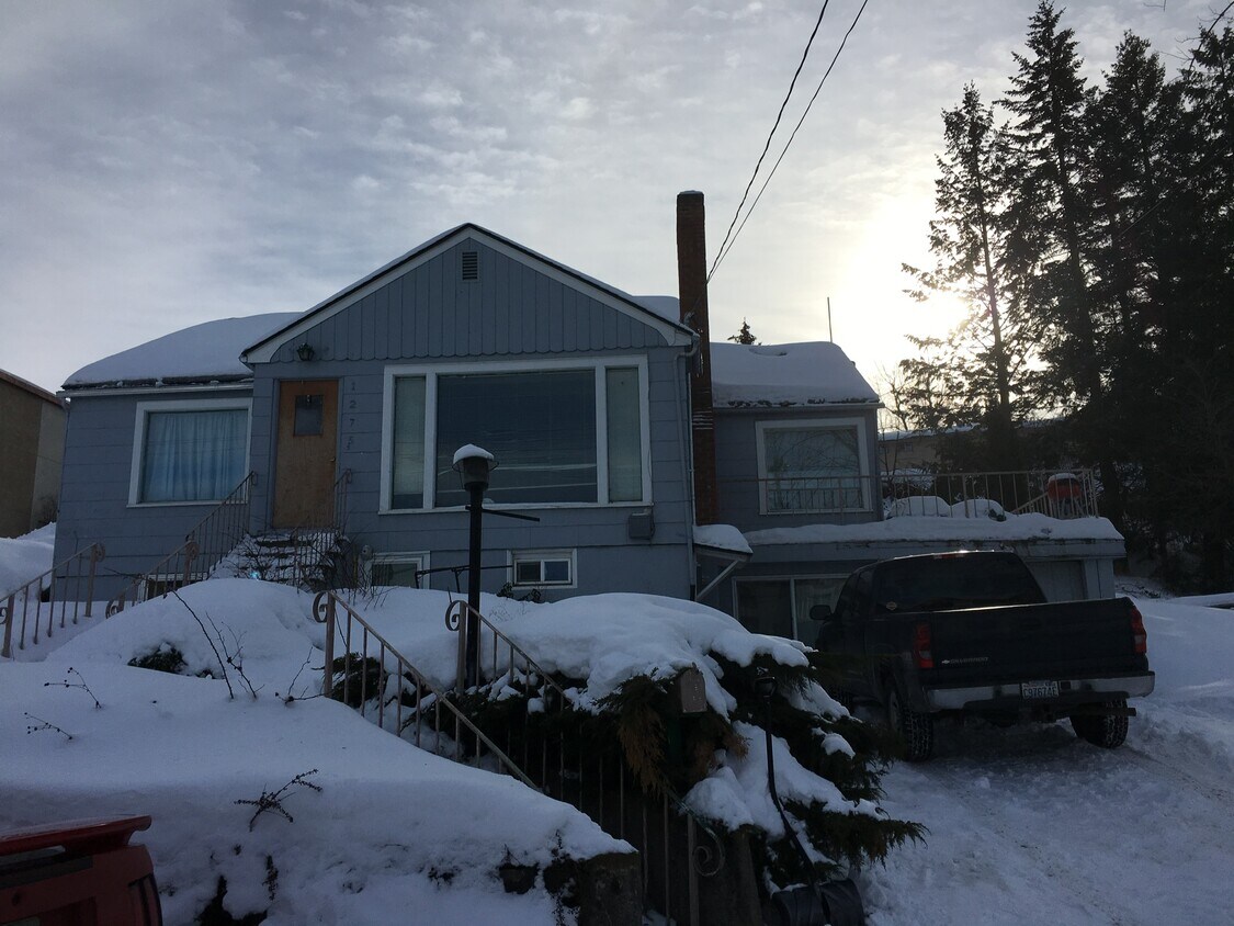 1275 NE Valley Rd, Pullman, WA 99163 House Rental in Pullman, WA