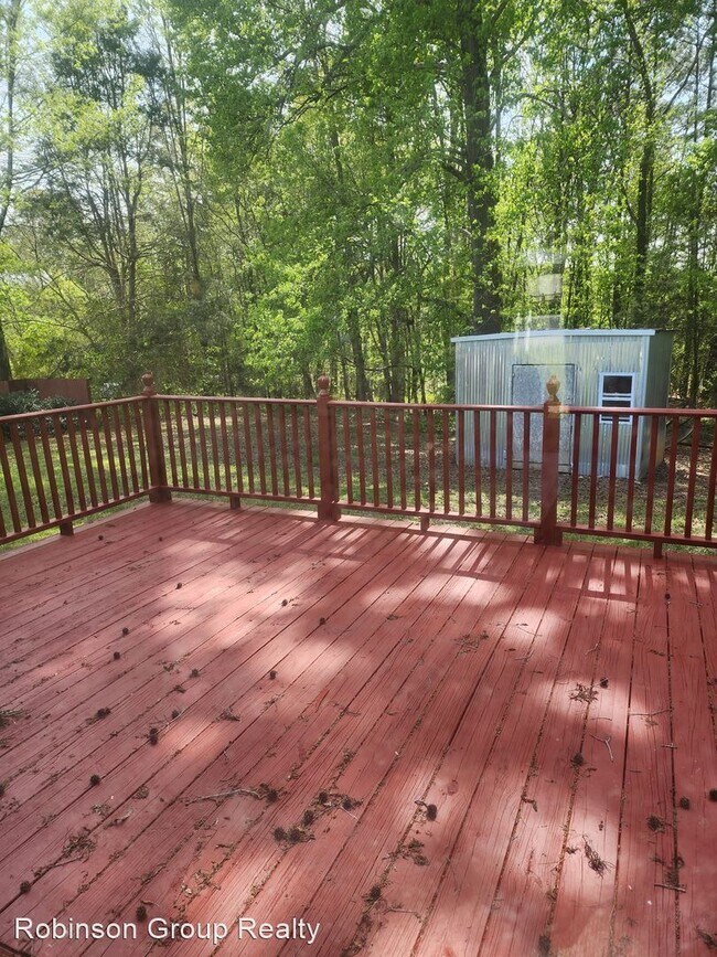 Foto del edificio - 3 br, 1.5 bath House - 108 Jenkins St