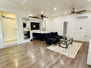 Building Photo - 4903 Coolidge Ave