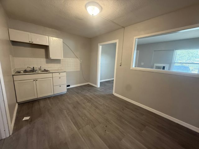 Foto del edificio - 10632 106th Ave N
