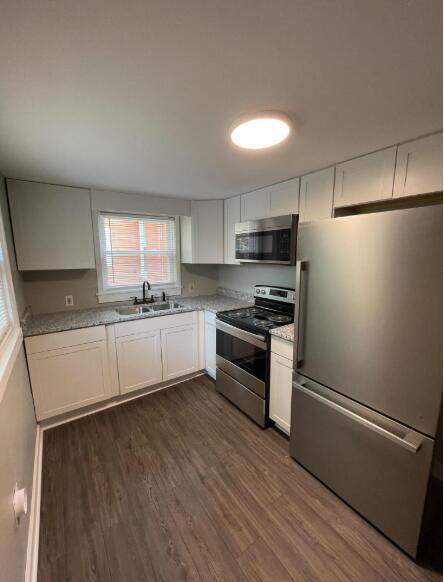 Foto del edificio - 421 Johnson Ave